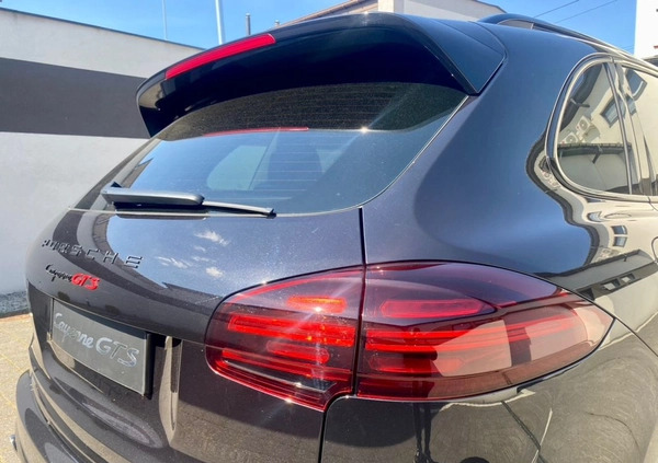 Porsche Cayenne cena 215200 przebieg: 166000, rok produkcji 2015 z Łódź małe 781